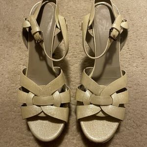 Authentic cream YSL tribute size 8.5.